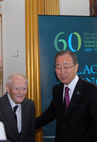 14. Former Irish Taoiseach Liam Cosgrave and UN Secretary-General Ban Ki-moon meet at the event in Dublin Castle